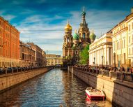 Saint-Pétersbourg - Cathédrale Saint-Sauveur-sur-le-Sang-Versé © Shutterstock