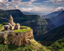 Monastère de Tatev © comité de tourisme d'arménie.jpeg