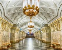 Shutterstock @ Moscou -Metro.jpg