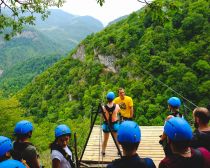 Tyrolienne à Yenokavan © comité de tourisme d'arménie.jpeg