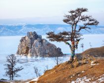 Voyaga Russie, Baikal - Rocher des Chamans sur l'île Olkhon