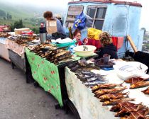 Voyage Transsibérien - Vendeuses de poisson