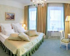 Hôtel Golden Triangle Hôtel SPB - Hôtel Golden Triangle
