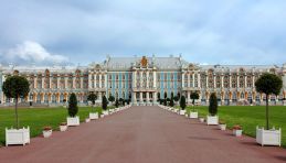 Dreamstime © - Saint-Pétersbourg - Tsarskoe Selo - Ensemble.jpg