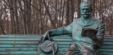 Kline - Statue Tchaïkovsky