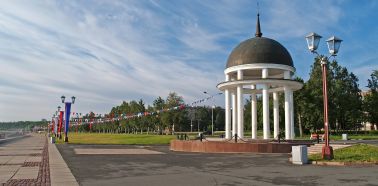 Voyage Petrozavodsk - Sur le quai Onega