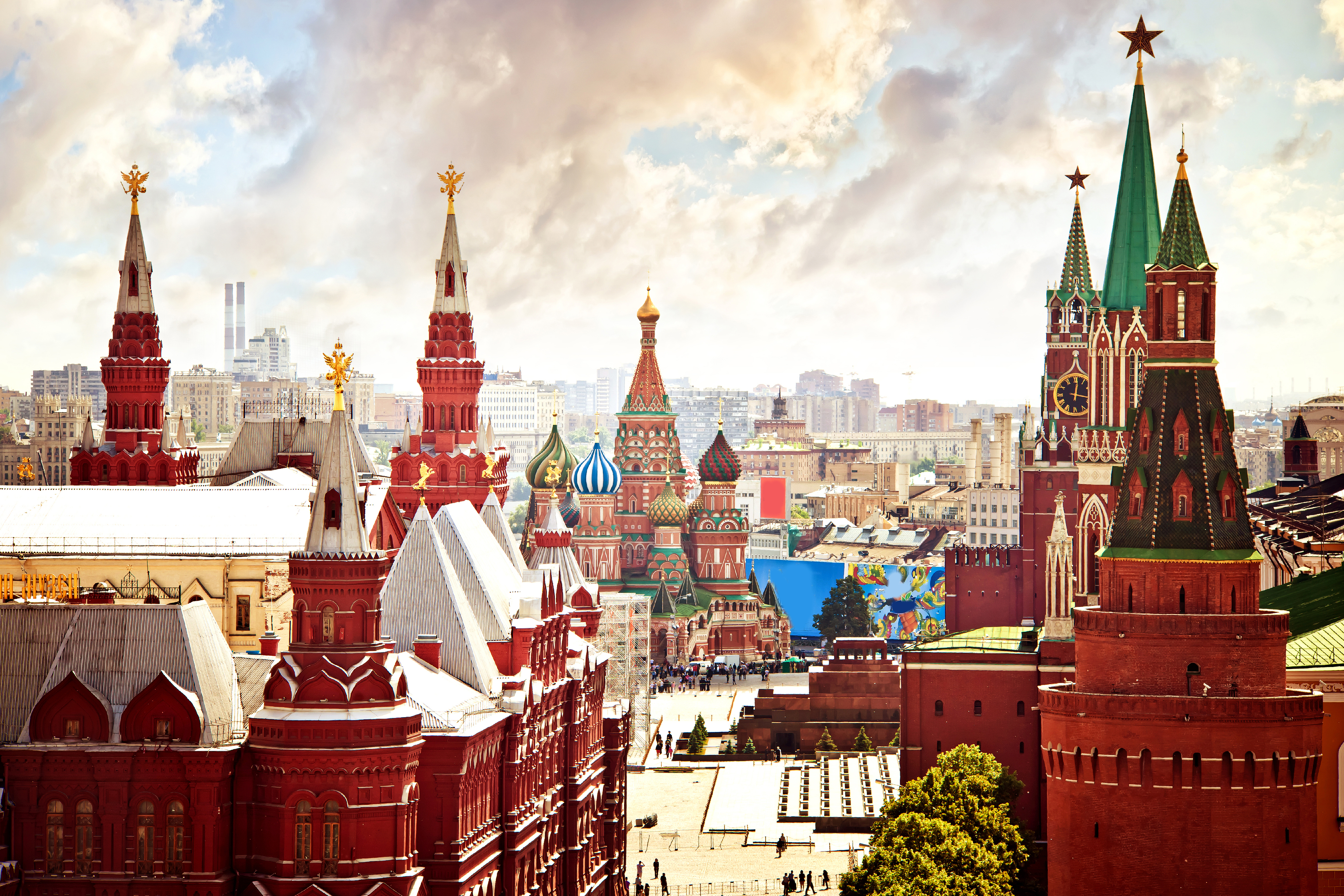 Что есть в москве. Московский Кремль и красная площадь. Кремль Москва. Московский Кремль ЮНЕСКО. Москва Кремль красная площадь.